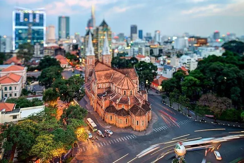 Unique Hideout - Freenetflix @ Near Bui Vien Ho Chi Minh City Vietnam